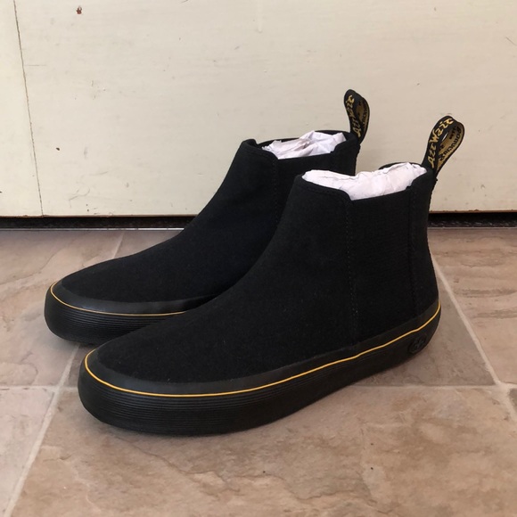 dr martens phoebe